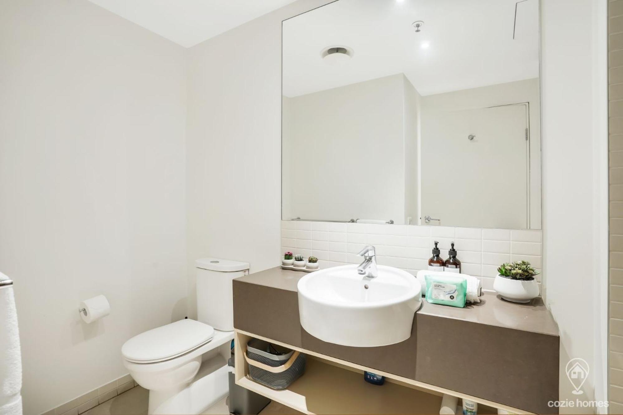 602 Harbour Lights With Ocean Views Hotell Cairns Rum bild